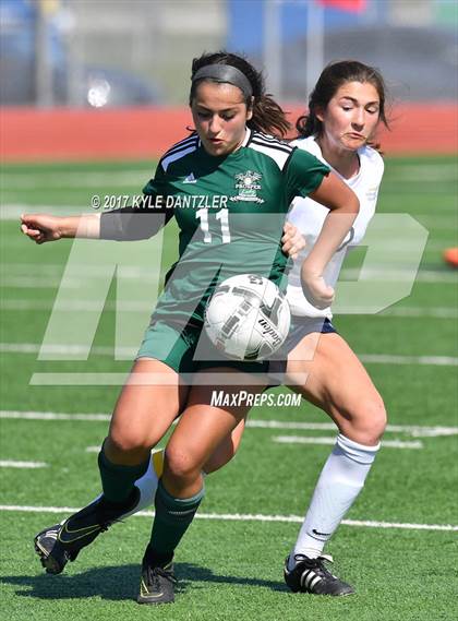 Thumbnail 1 in Highland Park vs Prosper (UIL 5A Region 2 Final) photogallery.