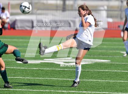 Thumbnail 1 in Highland Park vs Prosper (UIL 5A Region 2 Final) photogallery.