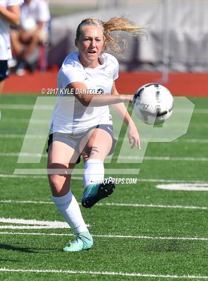 Thumbnail 3 in Highland Park vs Prosper (UIL 5A Region 2 Final) photogallery.
