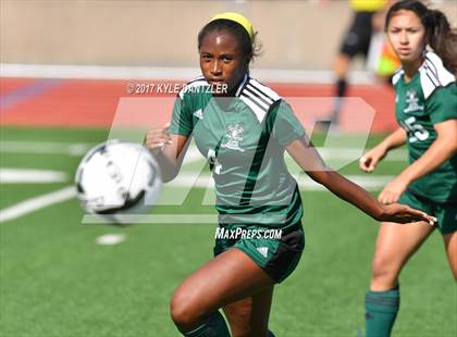 Thumbnail 2 in Highland Park vs Prosper (UIL 5A Region 2 Final) photogallery.