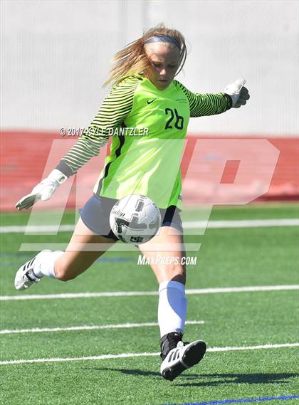 Thumbnail 1 in Highland Park vs Prosper (UIL 5A Region 2 Final) photogallery.