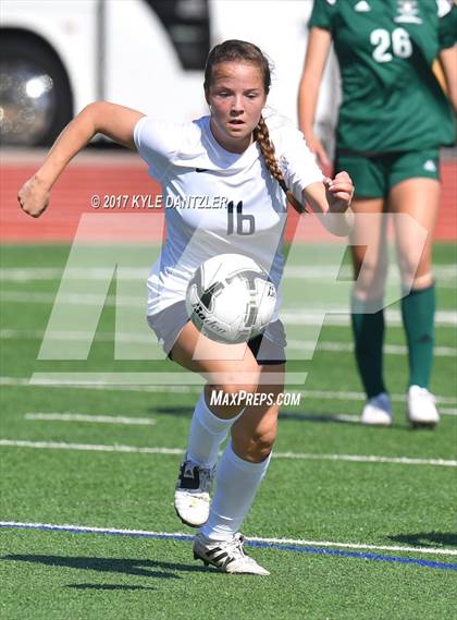 Thumbnail 2 in Highland Park vs Prosper (UIL 5A Region 2 Final) photogallery.