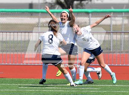 Thumbnail 2 in Highland Park vs Prosper (UIL 5A Region 2 Final) photogallery.