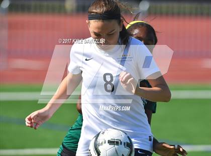 Thumbnail 1 in Highland Park vs Prosper (UIL 5A Region 2 Final) photogallery.