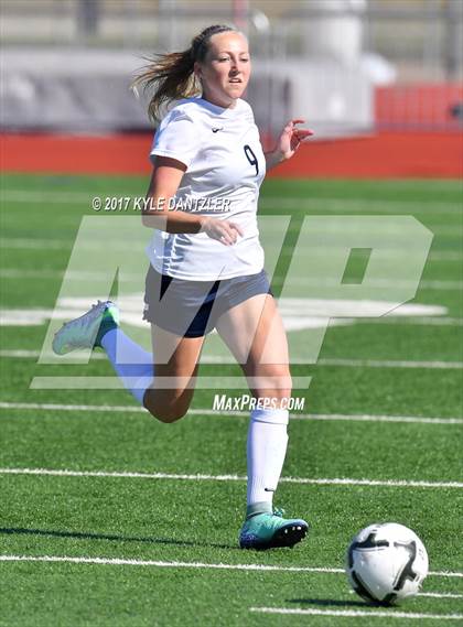 Thumbnail 3 in Highland Park vs Prosper (UIL 5A Region 2 Final) photogallery.