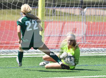 Thumbnail 1 in Highland Park vs Prosper (UIL 5A Region 2 Final) photogallery.