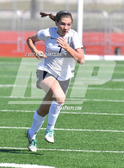Thumbnail 3 in Highland Park vs Prosper (UIL 5A Region 2 Final) photogallery.