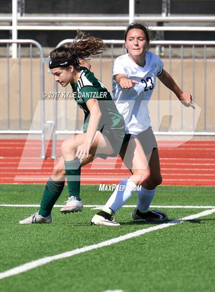 Thumbnail 3 in Highland Park vs Prosper (UIL 5A Region 2 Final) photogallery.
