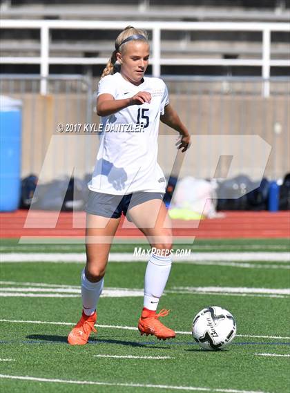 Thumbnail 3 in Highland Park vs Prosper (UIL 5A Region 2 Final) photogallery.