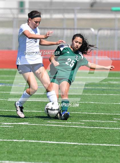Thumbnail 3 in Highland Park vs Prosper (UIL 5A Region 2 Final) photogallery.