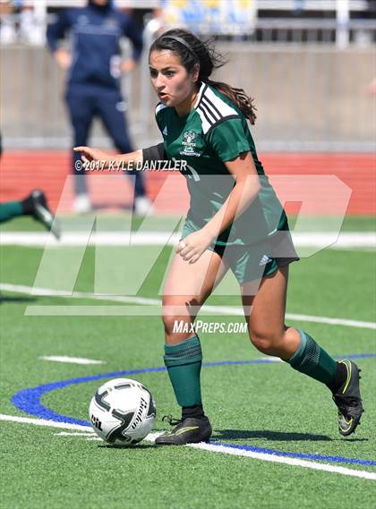 Thumbnail 1 in Highland Park vs Prosper (UIL 5A Region 2 Final) photogallery.