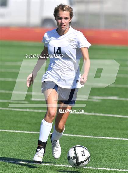 Thumbnail 1 in Highland Park vs Prosper (UIL 5A Region 2 Final) photogallery.