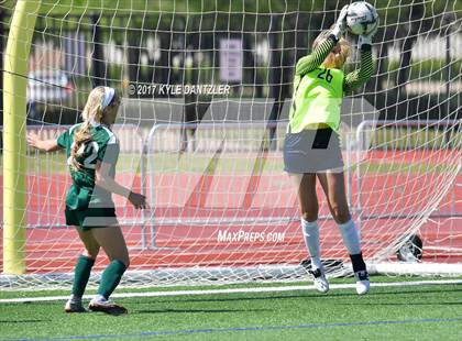 Thumbnail 2 in Highland Park vs Prosper (UIL 5A Region 2 Final) photogallery.
