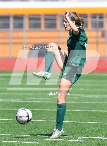 Thumbnail 1 in Highland Park vs Prosper (UIL 5A Region 2 Final) photogallery.