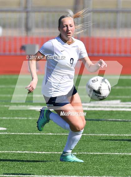 Thumbnail 2 in Highland Park vs Prosper (UIL 5A Region 2 Final) photogallery.