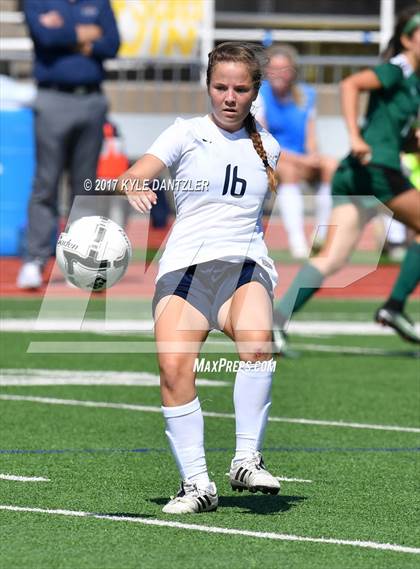 Thumbnail 2 in Highland Park vs Prosper (UIL 5A Region 2 Final) photogallery.