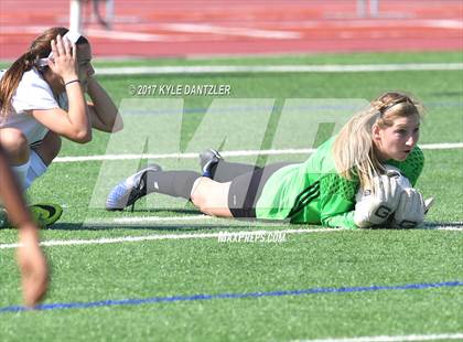 Thumbnail 3 in Highland Park vs Prosper (UIL 5A Region 2 Final) photogallery.