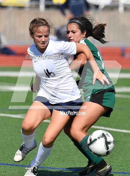 Thumbnail 1 in Highland Park vs Prosper (UIL 5A Region 2 Final) photogallery.