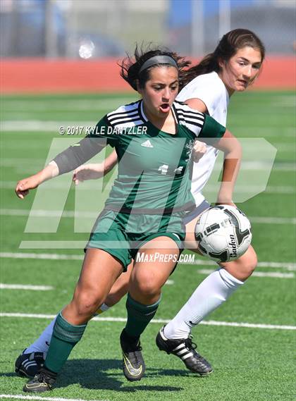 Thumbnail 3 in Highland Park vs Prosper (UIL 5A Region 2 Final) photogallery.