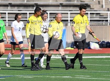 Thumbnail 1 in Highland Park vs Prosper (UIL 5A Region 2 Final) photogallery.