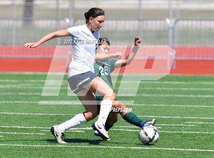 Thumbnail 3 in Highland Park vs Prosper (UIL 5A Region 2 Final) photogallery.