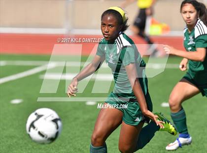 Thumbnail 1 in Highland Park vs Prosper (UIL 5A Region 2 Final) photogallery.