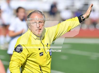 Thumbnail 1 in Highland Park vs Prosper (UIL 5A Region 2 Final) photogallery.
