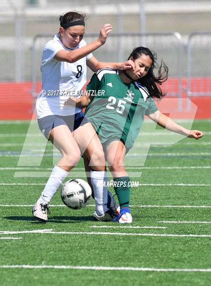 Thumbnail 1 in Highland Park vs Prosper (UIL 5A Region 2 Final) photogallery.
