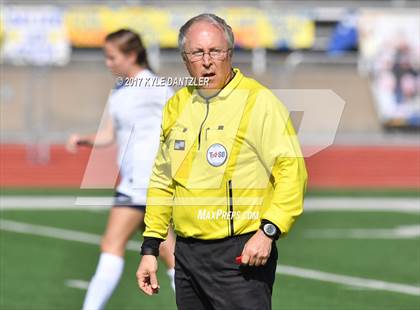 Thumbnail 2 in Highland Park vs Prosper (UIL 5A Region 2 Final) photogallery.