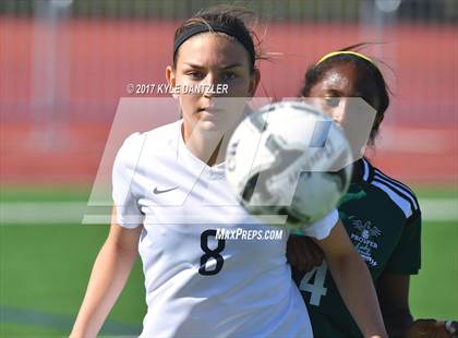 Thumbnail 3 in Highland Park vs Prosper (UIL 5A Region 2 Final) photogallery.