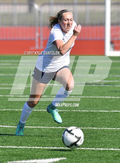 Thumbnail 3 in Highland Park vs Prosper (UIL 5A Region 2 Final) photogallery.