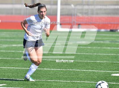 Thumbnail 2 in Highland Park vs Prosper (UIL 5A Region 2 Final) photogallery.