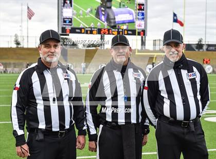 Thumbnail 3 in Ridge Point vs Jersey Village (UIL 6A Area Playoff) photogallery.