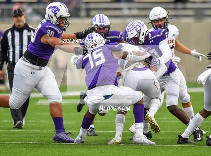 Thumbnail 1 in Ridge Point vs Jersey Village (UIL 6A Area Playoff) photogallery.