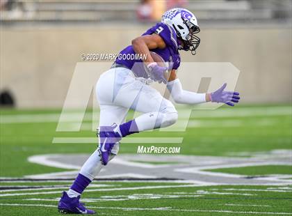 Thumbnail 1 in Ridge Point vs Jersey Village (UIL 6A Area Playoff) photogallery.