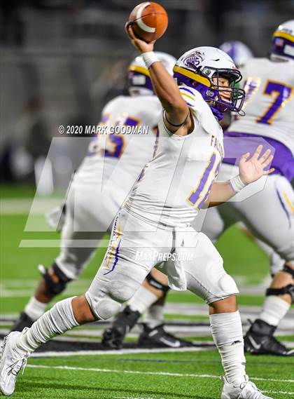Thumbnail 2 in Ridge Point vs Jersey Village (UIL 6A Area Playoff) photogallery.