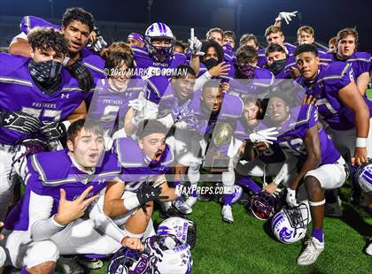 Thumbnail 2 in Ridge Point vs Jersey Village (UIL 6A Area Playoff) photogallery.
