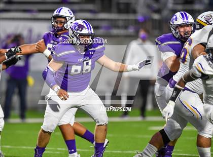Thumbnail 1 in Ridge Point vs Jersey Village (UIL 6A Area Playoff) photogallery.