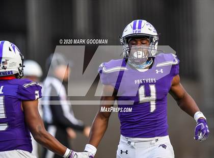 Thumbnail 3 in Ridge Point vs Jersey Village (UIL 6A Area Playoff) photogallery.