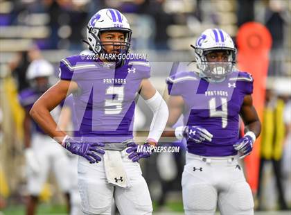 Thumbnail 2 in Ridge Point vs Jersey Village (UIL 6A Area Playoff) photogallery.