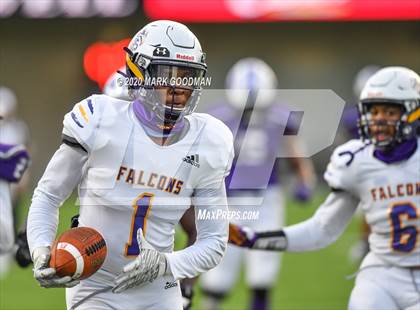 Thumbnail 2 in Ridge Point vs Jersey Village (UIL 6A Area Playoff) photogallery.