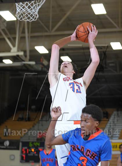 Thumbnail 1 in Rainier Beach vs. Bishop Gorman (Les Schwab Invitational) photogallery.