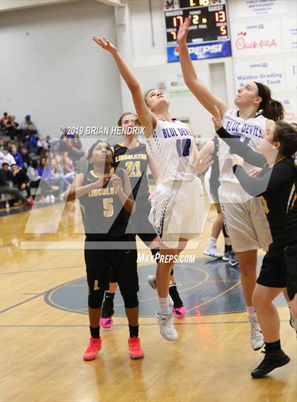 Thumbnail 1 in Lincolnton @ Maiden photogallery.