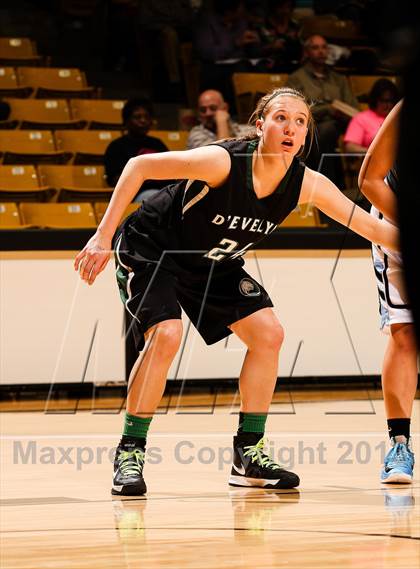 Thumbnail 2 in Pueblo West vs. D'Evelyn (CHSAA 4A Final Four) photogallery.