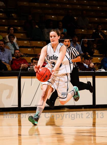 Thumbnail 2 in Pueblo West vs. D'Evelyn (CHSAA 4A Final Four) photogallery.