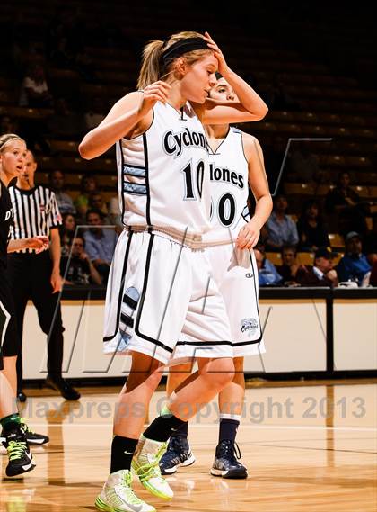Thumbnail 3 in Pueblo West vs. D'Evelyn (CHSAA 4A Final Four) photogallery.