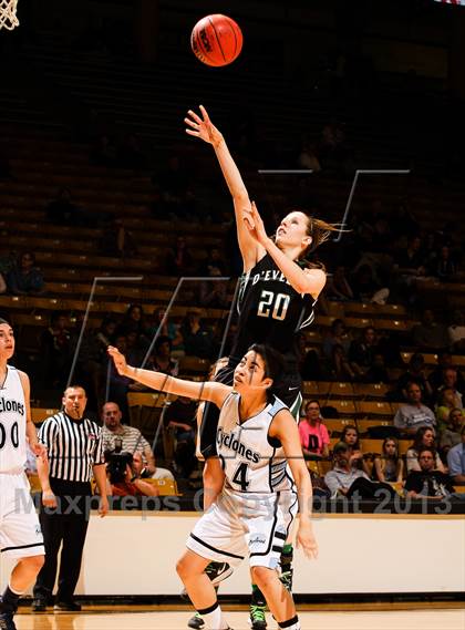 Thumbnail 2 in Pueblo West vs. D'Evelyn (CHSAA 4A Final Four) photogallery.