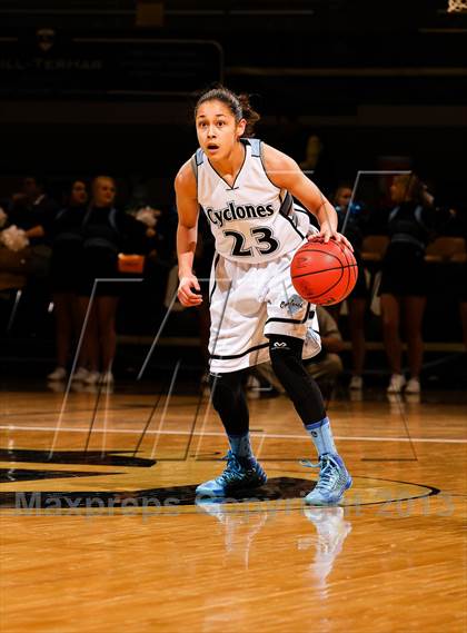 Thumbnail 2 in Pueblo West vs. D'Evelyn (CHSAA 4A Final Four) photogallery.