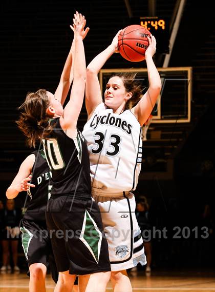 Thumbnail 2 in Pueblo West vs. D'Evelyn (CHSAA 4A Final Four) photogallery.