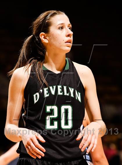 Thumbnail 1 in Pueblo West vs. D'Evelyn (CHSAA 4A Final Four) photogallery.